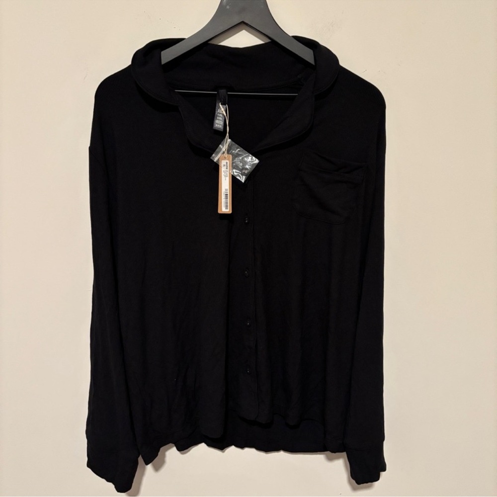SKIMS Black Pajama Top